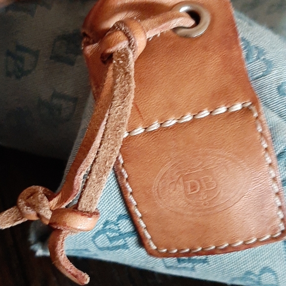 Dooney & Bourke Handbag - Picture 9 of 10